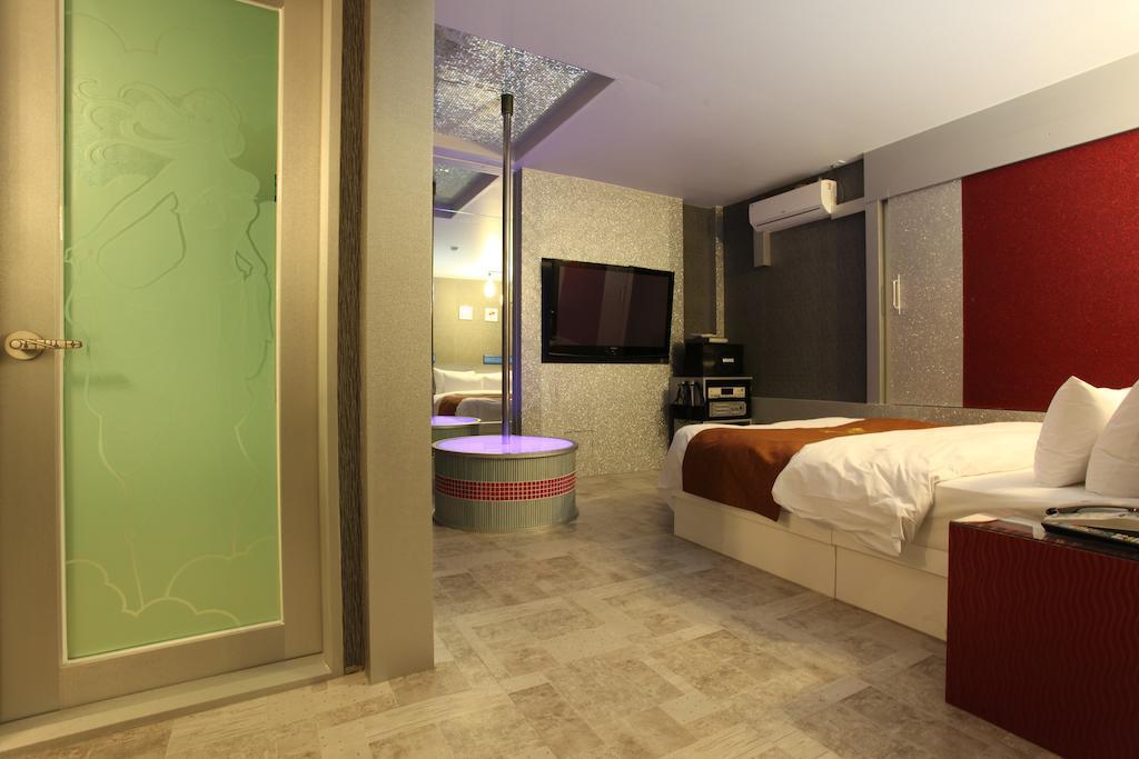 Hotel Pharaoh Séoul Extérieur photo